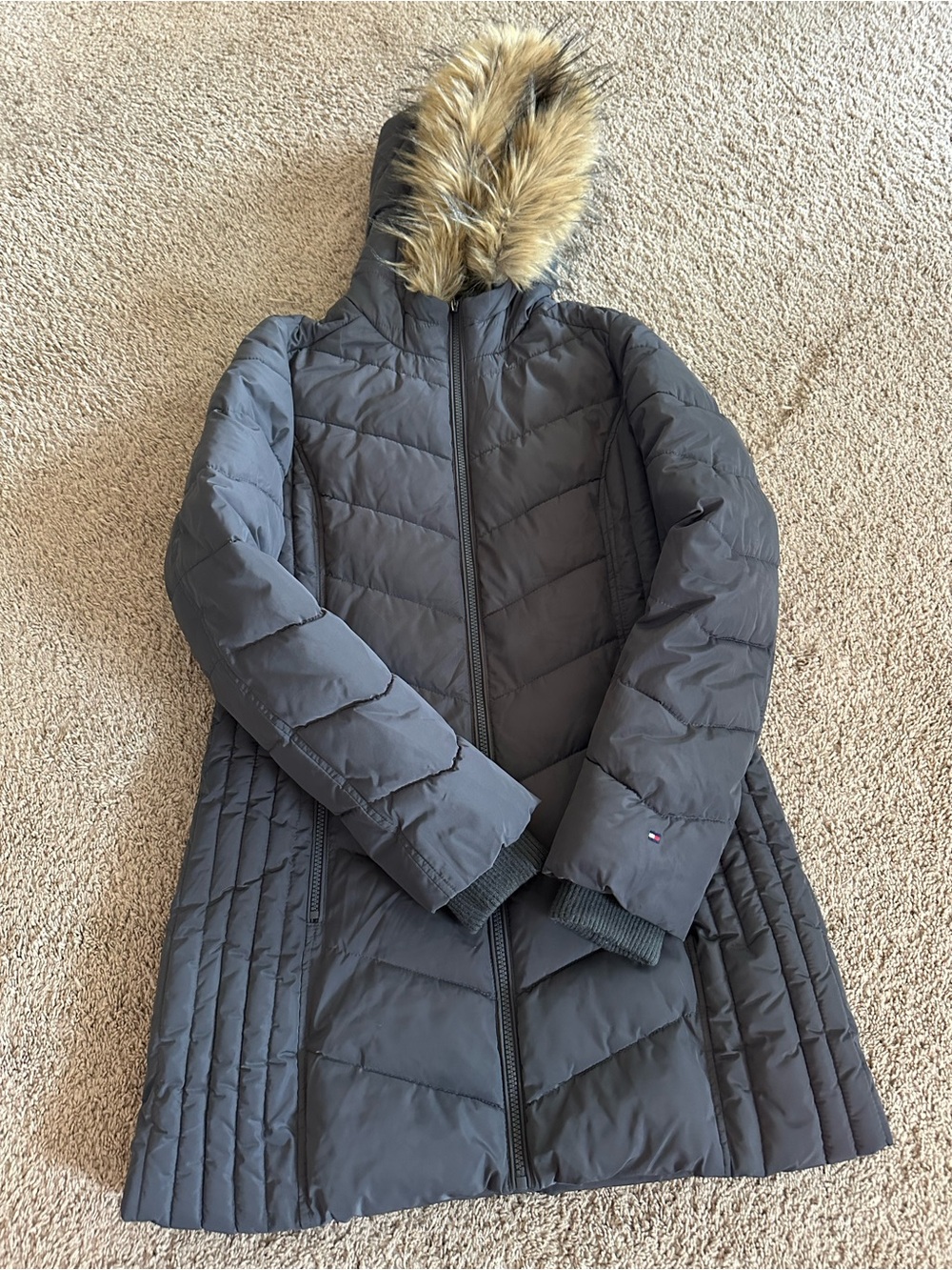 Tommy Hilfiger Dark Gray Quilted Hooded Puffer Coat with Faux-Fur Trim.